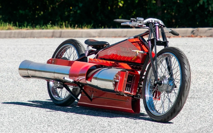 Retromotorcycle with two impulse jet engines to be auctioned off